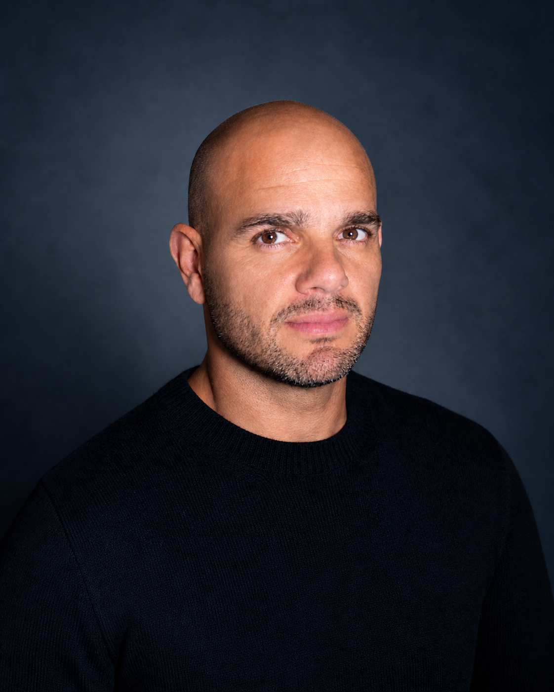 Instructor de Tecdemia - Ingeniero CCIE con más de 30 años de experiencia en redes